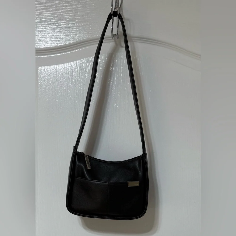 Fratelli Rossetti Black Messenger Bag with Minimalist Design Vinyl Pursue - Picture 4 of 7